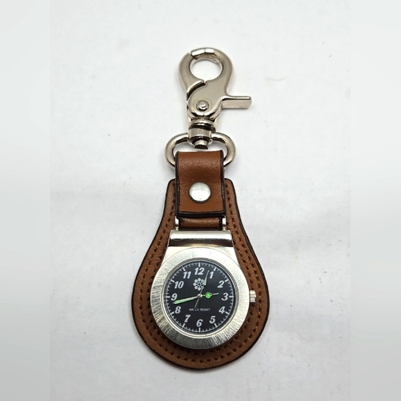 CMC Talega Golf Club Clip On Watch Bag Tag Silver Tone Brown Leather New Battery - Picture 1 of 10